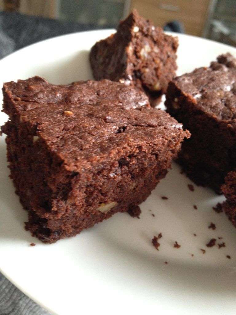 Walnuss Brownies – Family Kranz